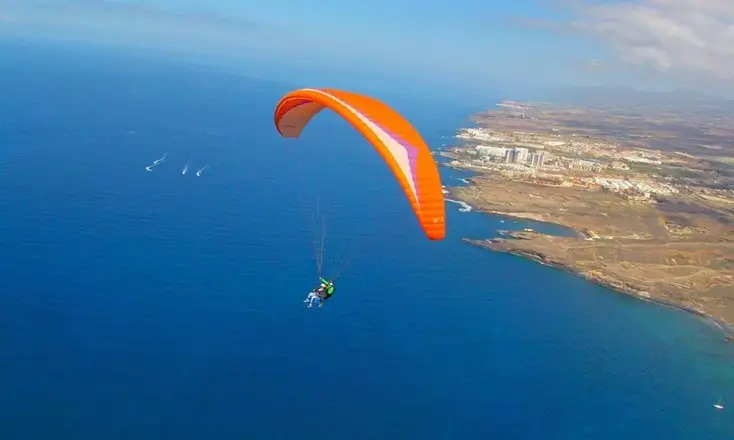 Paragliding flight in Tenerife